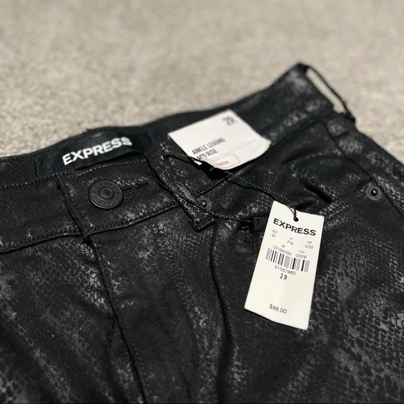 Express Mid Rise Snakeskin Print Ankle Leggings Jeans - Picture 5 of 6